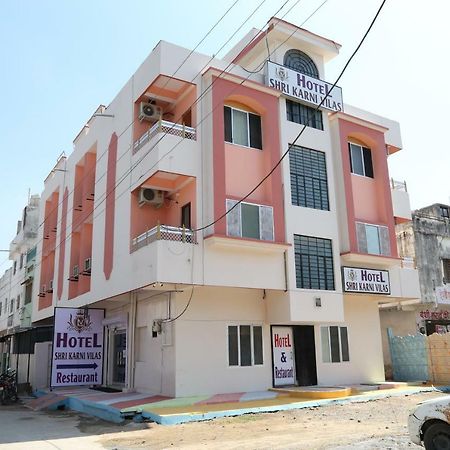 Hotel Shri Karni Vilas & Spa Chittorgarh Exteriör bild