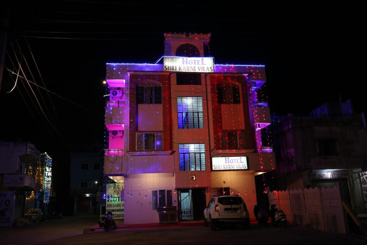Hotel Shri Karni Vilas & Spa Chittorgarh Exteriör bild